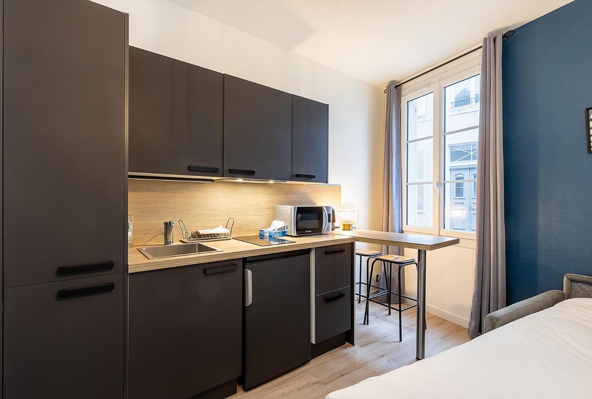 Smart Inn Fontainebleau Centre- Studio Екстериор снимка
