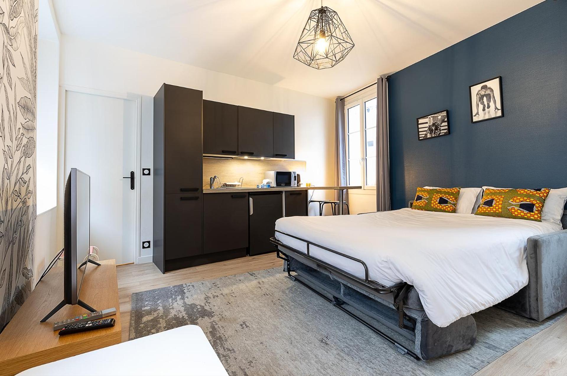 Smart Inn Fontainebleau Centre- Studio Екстериор снимка